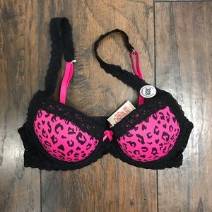 PINK Victoria’s Secret Leopard Print Bra 32B